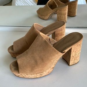 Universal thread platform heel size 8.5